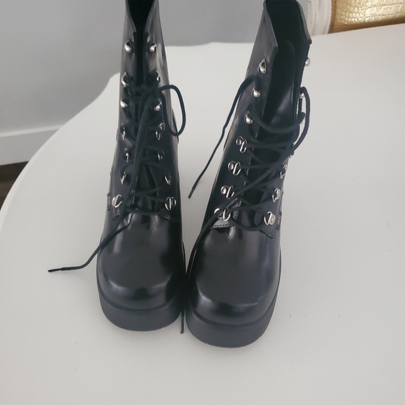 ROC Australia platform chunky heel boots with rivets $248 new goth grunge - Picture 3 of 7